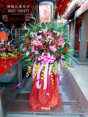 崙背花店，南投市花店送中寮石龍宮泡麵土地公聖誕千秋鮮花花柱